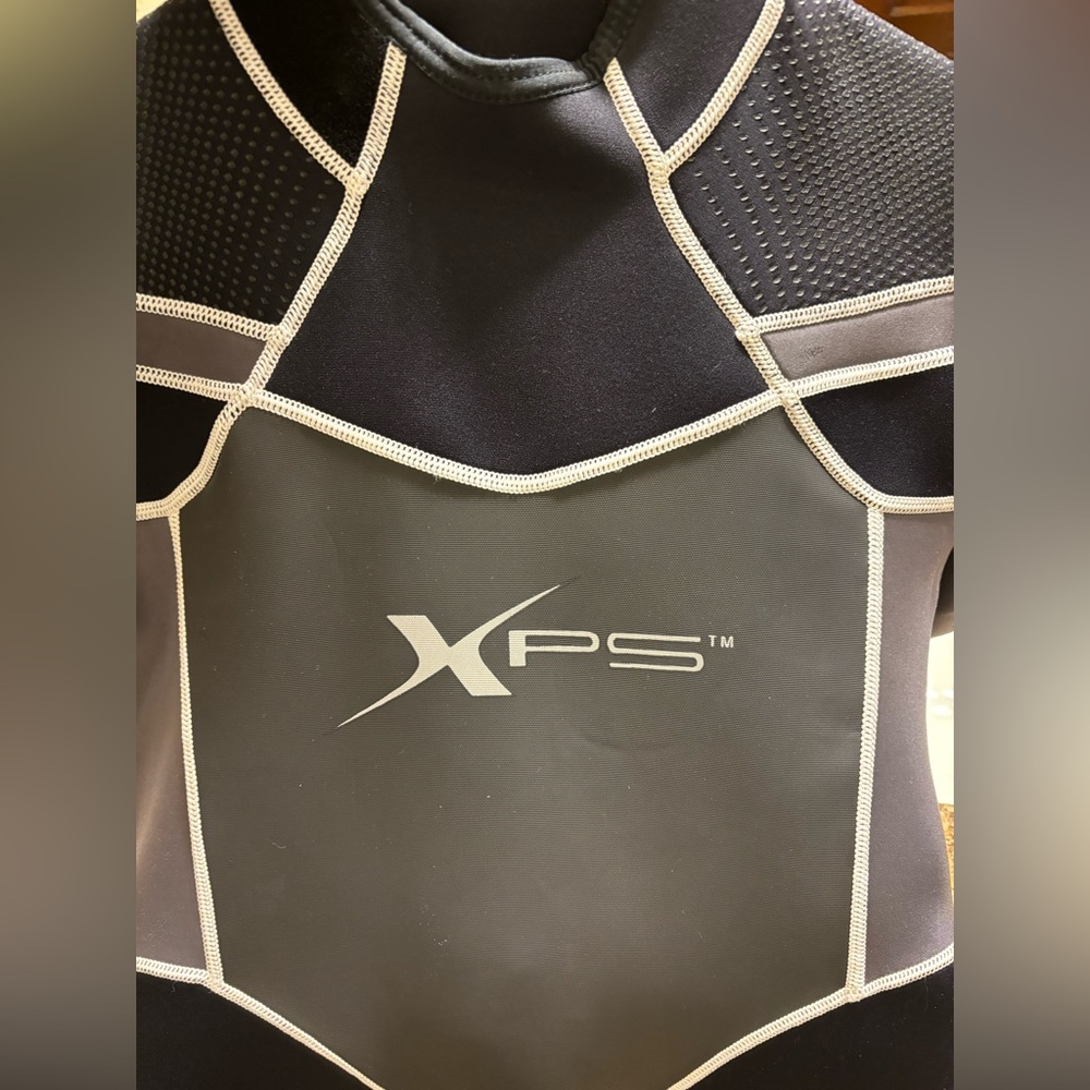 XPS Men’s Spring Wetsuit. Neoprene. Size medium. Excellent condition Never worn!